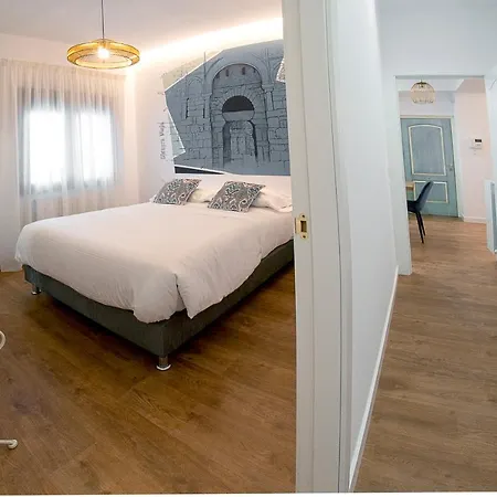 Cervantes 5 Collection - Bisagra Delux דירה *