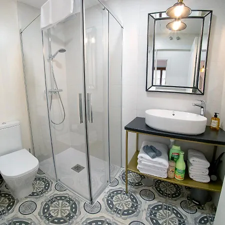 דירה Cervantes 5 Collection - Bisagra Delux *